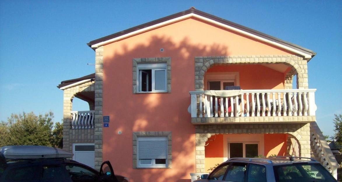 Apartments With A Parking Space Vir - 17422 Buitenkant foto